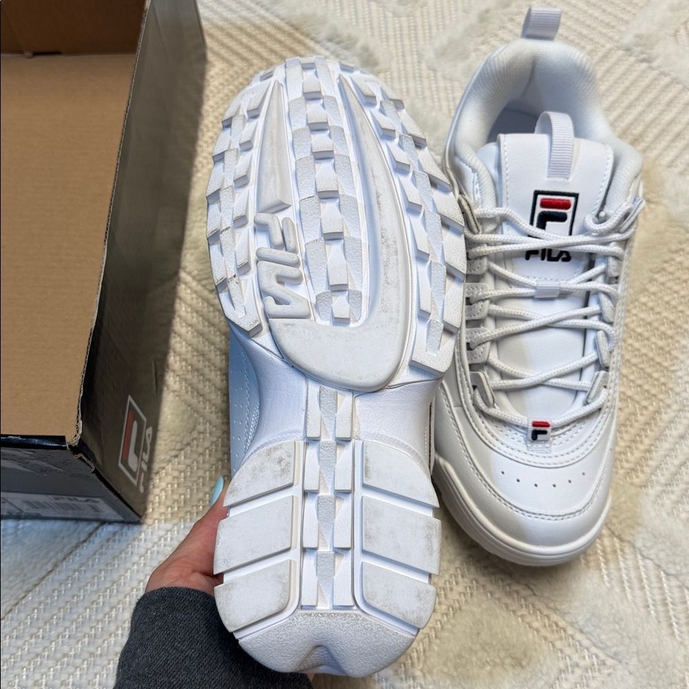 Fila - Disruptor II Premium Sneakers - Picture 5 of 10